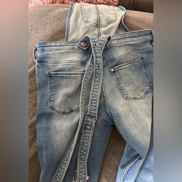 Forever 21 Ripped Overalls - Picture 3 of 4